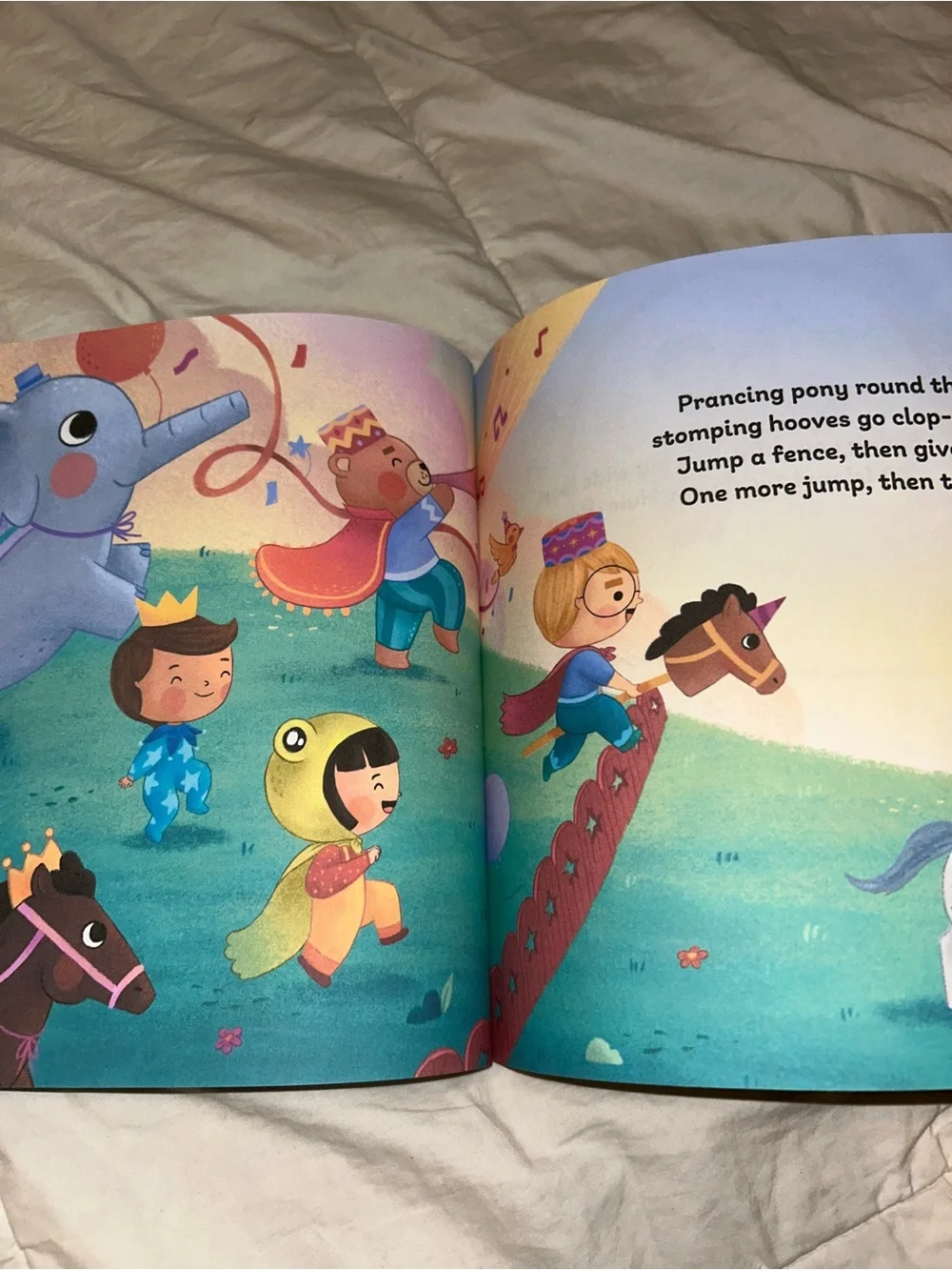 Stomp, Wiggle, Clap, and Tap: My First Book of Dance by Rachelle Burk, PB, 2021